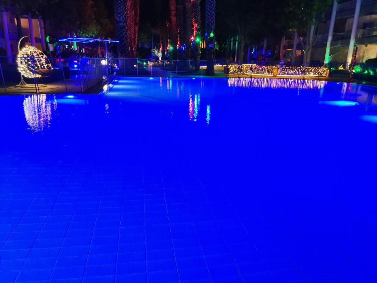 Barak Royal Suites 52 Garden - חמש דקות מהים ומהטיילת 엘라트 외부 사진